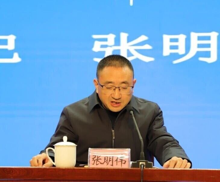 686e6f990a25f23faf325d71ce061a93.jpg 686e6f990a25f23faf325d71ce061a93.jpg