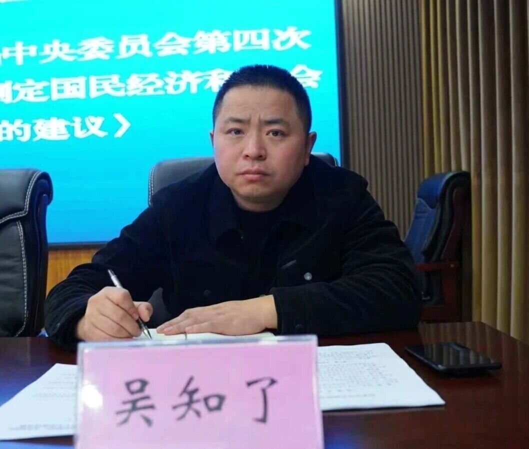 9f3ff94ee793c79706f270748f05eca5.jpg 9f3ff94ee793c79706f270748f05eca5.jpg